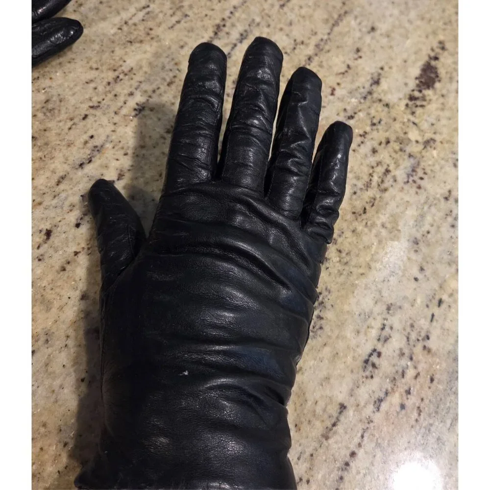 Vintage Womens Size M/L Black Knit Lined Shirt Gloves Viola Weinberger